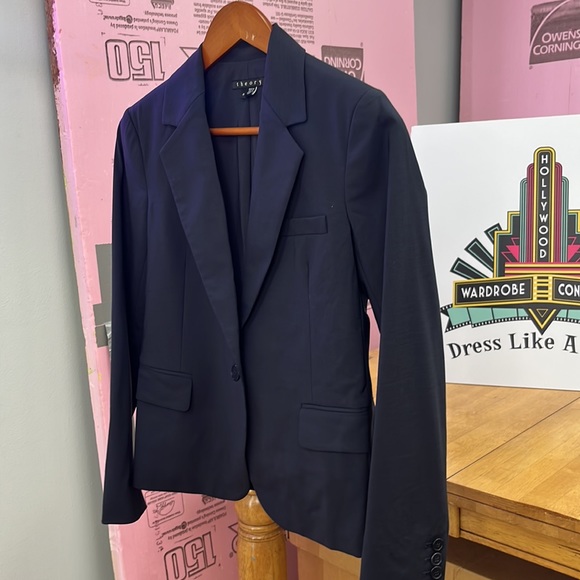 Theory Virgin Wool Blue Blazer - Picture 2 of 8